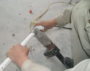 刚察漏水维修电话
